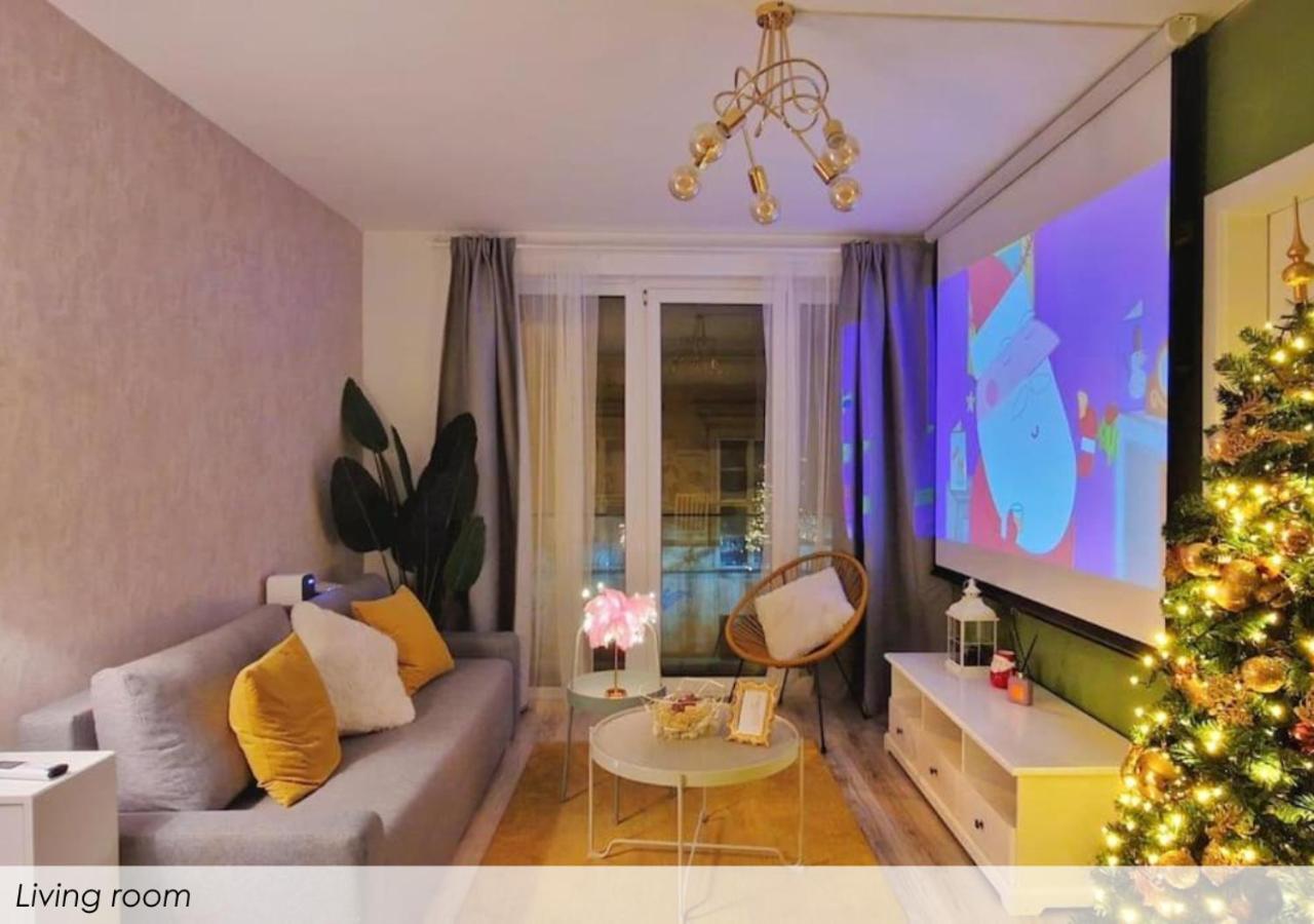 A104 - Liberty Bridge Projection Home With Free Parking Budapeste Exterior foto